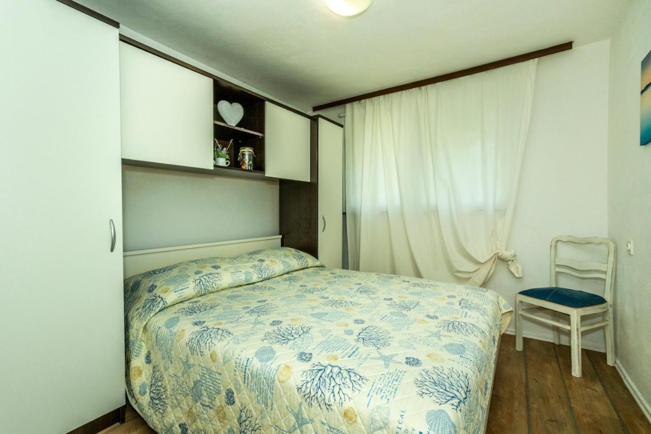 Regina Apartments Brodarica  Zewnętrze zdjęcie