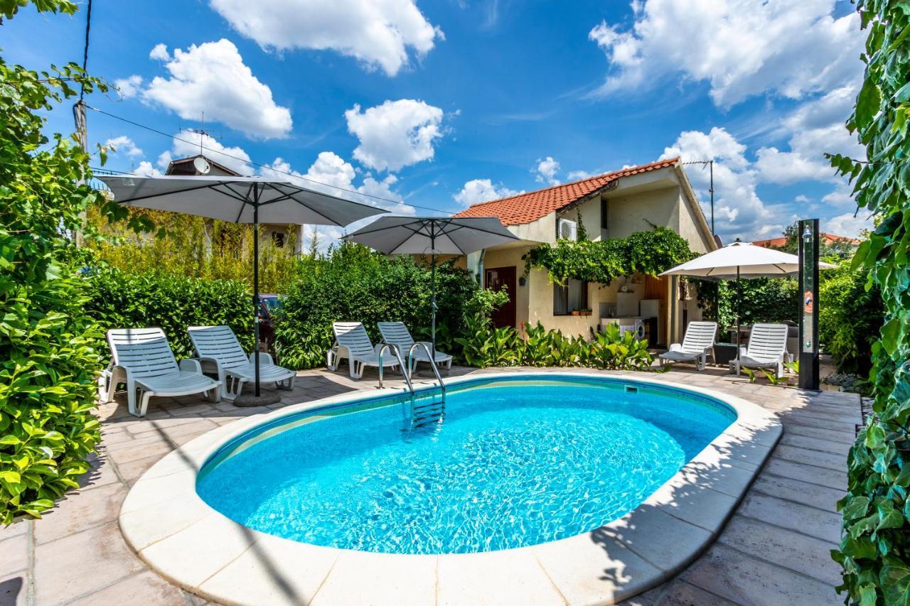 Regina Apartments Brodarica  Zewnętrze zdjęcie