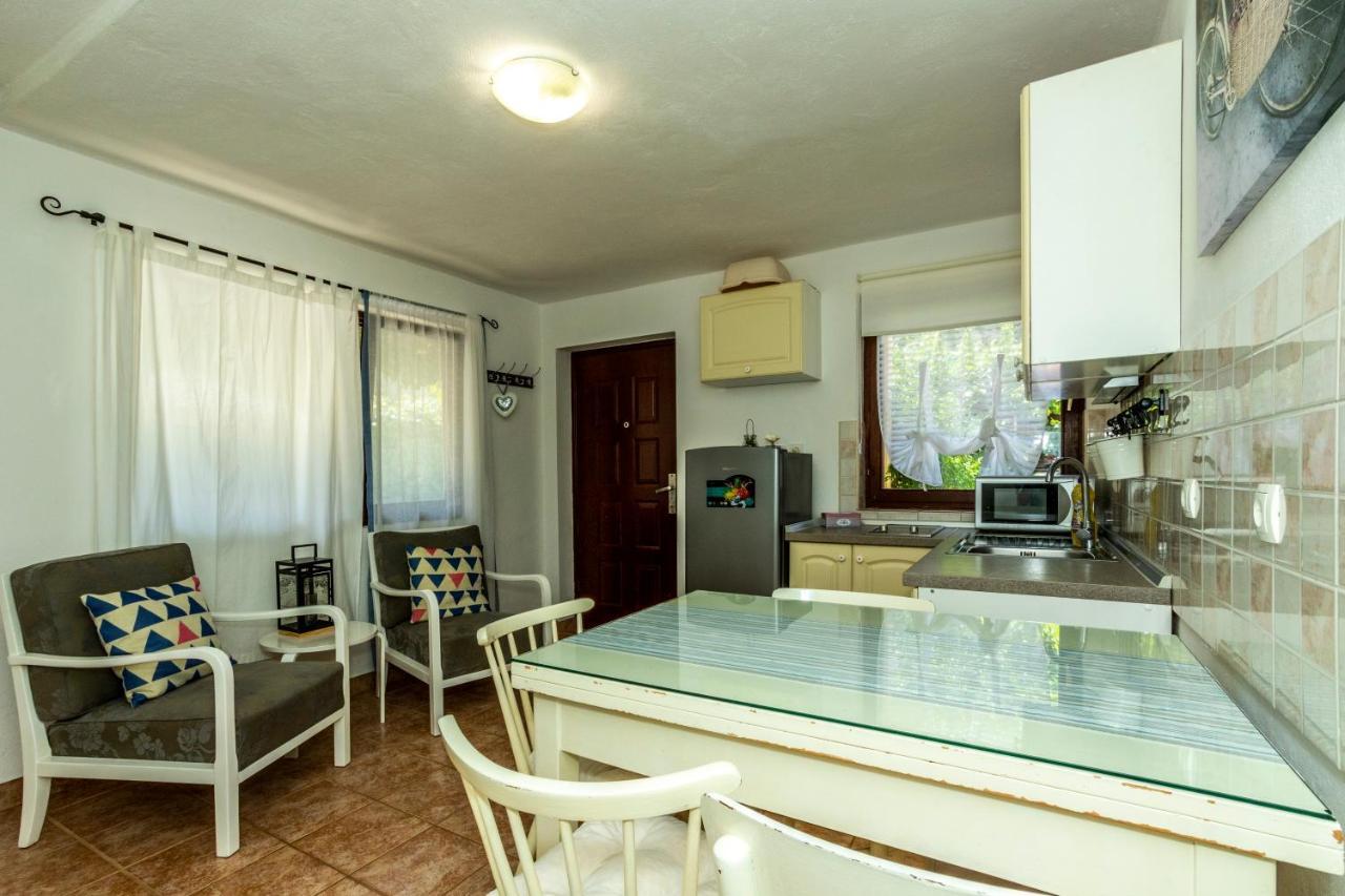 Regina Apartments Brodarica  Zewnętrze zdjęcie